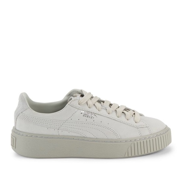 Puma Shoes - Puma Platform Reset Suede Sneakers Size 9